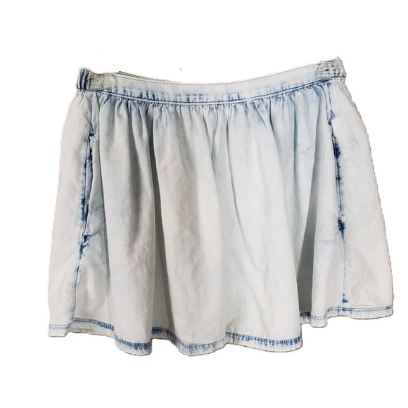 American Eagle M Women's Blue Chambray Whitewash Pocket Mini Flippy Swing Skirt - Picture 1 of 6